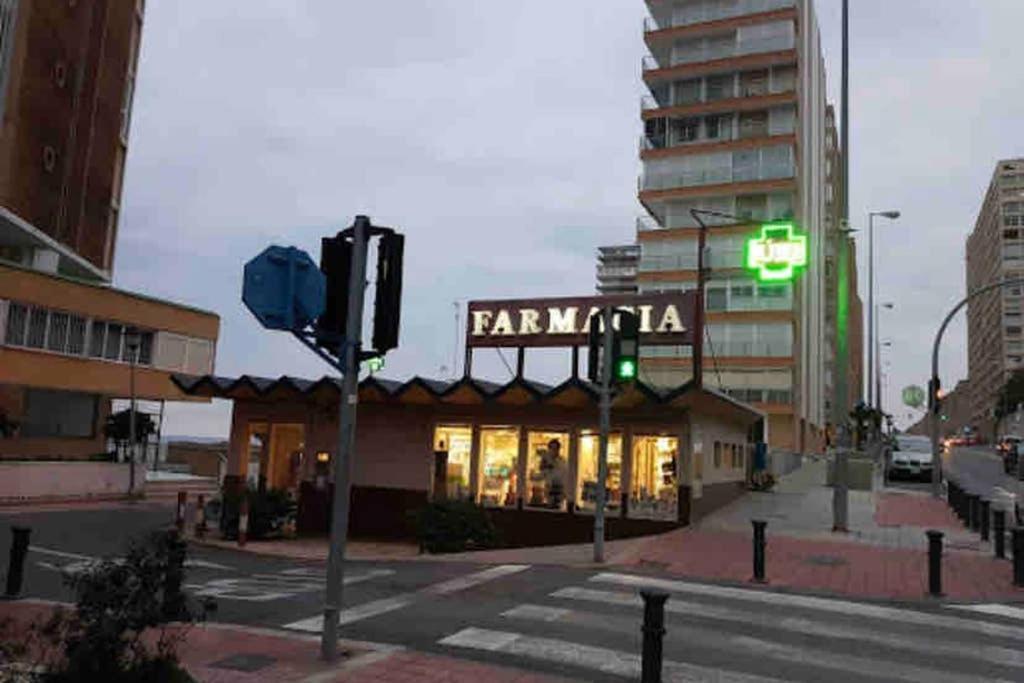 Playa Albufereta. Espectaculares Vistas Al Mar. Lägenhet Alicante Exteriör bild